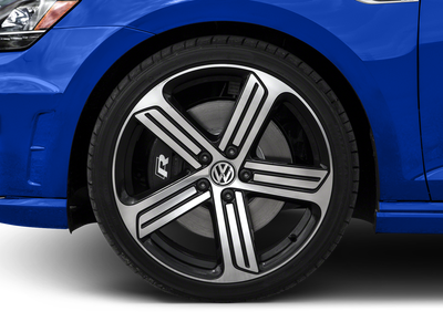 2017 Volkswagen Golf R 4-Door DSG w/DCC/Nav