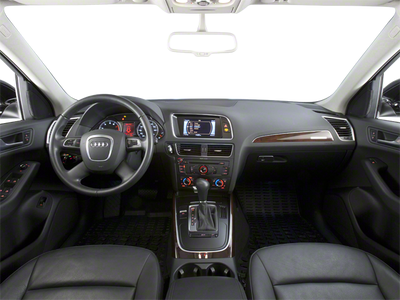 2012 Audi Q5 quattro 4dr 3.2L Prestige