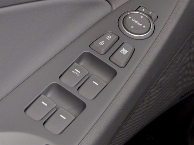 2013 Hyundai SONATA 4dr Sdn 2.4L Auto GLS
