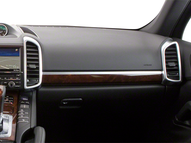 2013 Porsche Cayenne AWD 4dr Manual