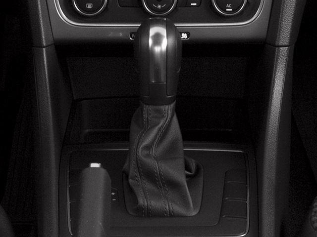 2014 Volkswagen Passat 4dr Sdn 1.8T Auto SE PZEV