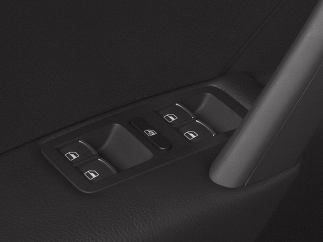 2014 Volkswagen Passat 4dr Sdn 1.8T Auto SE PZEV