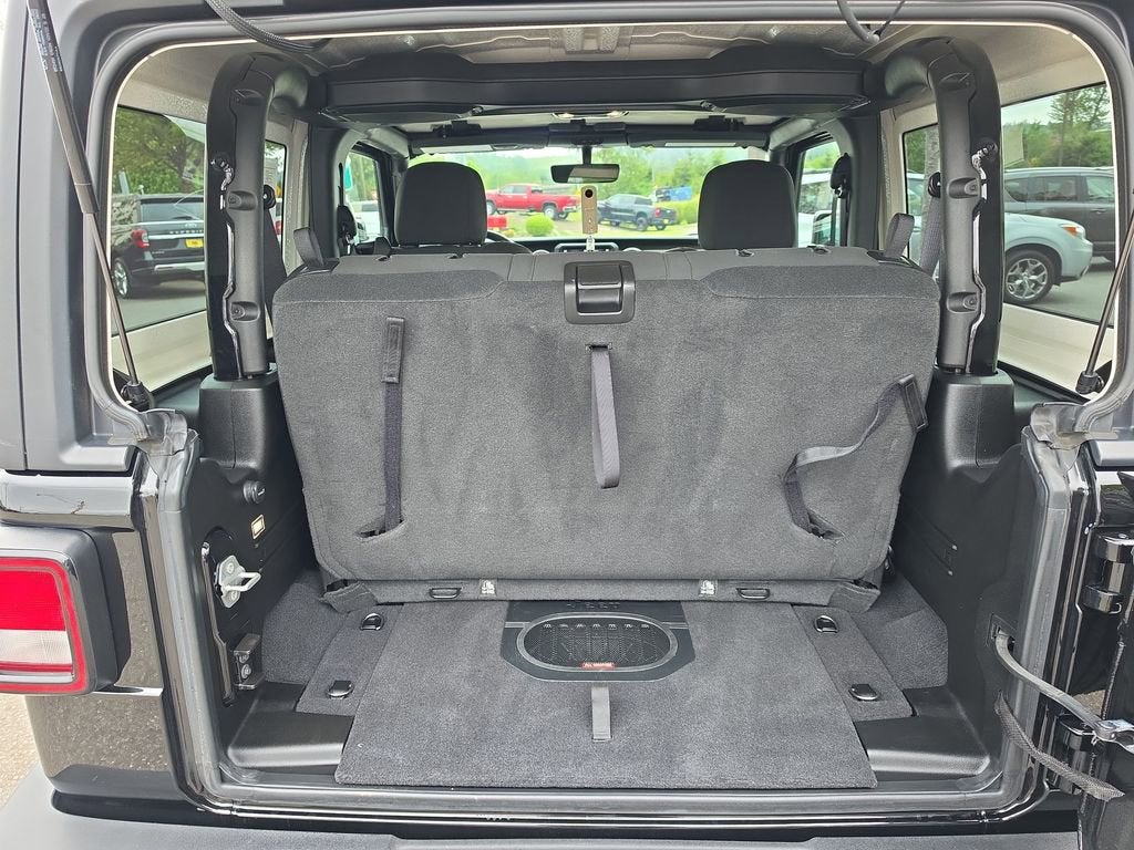2022 Jeep Wrangler Sport S 4x4