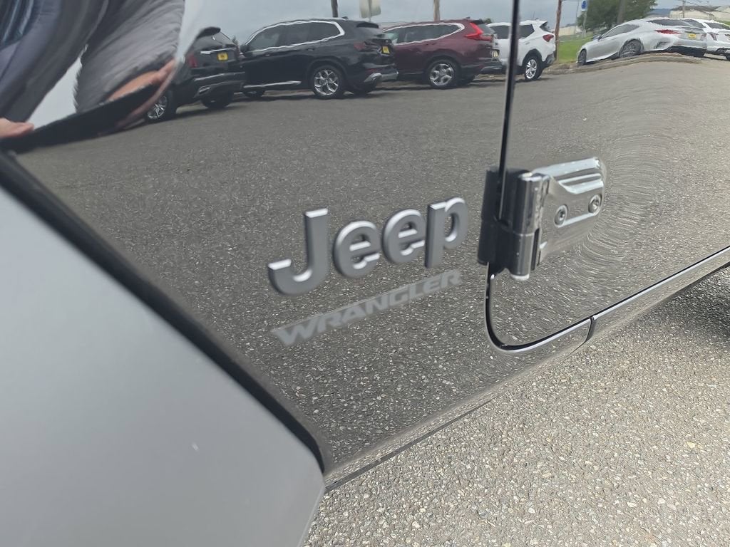 2022 Jeep Wrangler Sport S 4x4