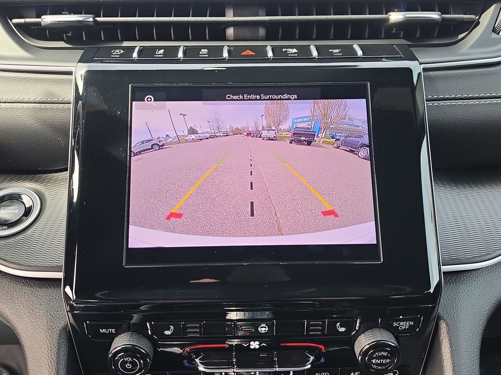 2025 Jeep Grand Cherokee Laredo 4x4