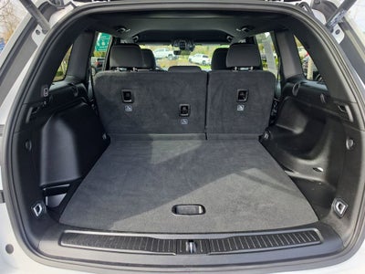 2025 Jeep Grand Cherokee Laredo 4x4