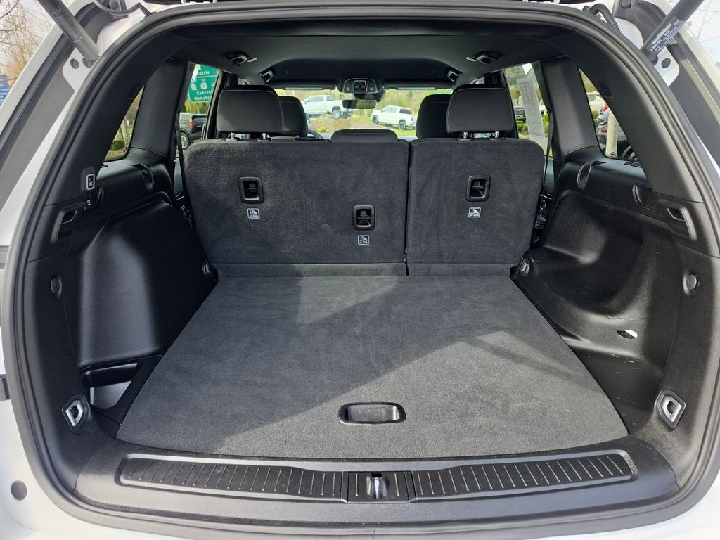 2025 Jeep Grand Cherokee Laredo 4x4