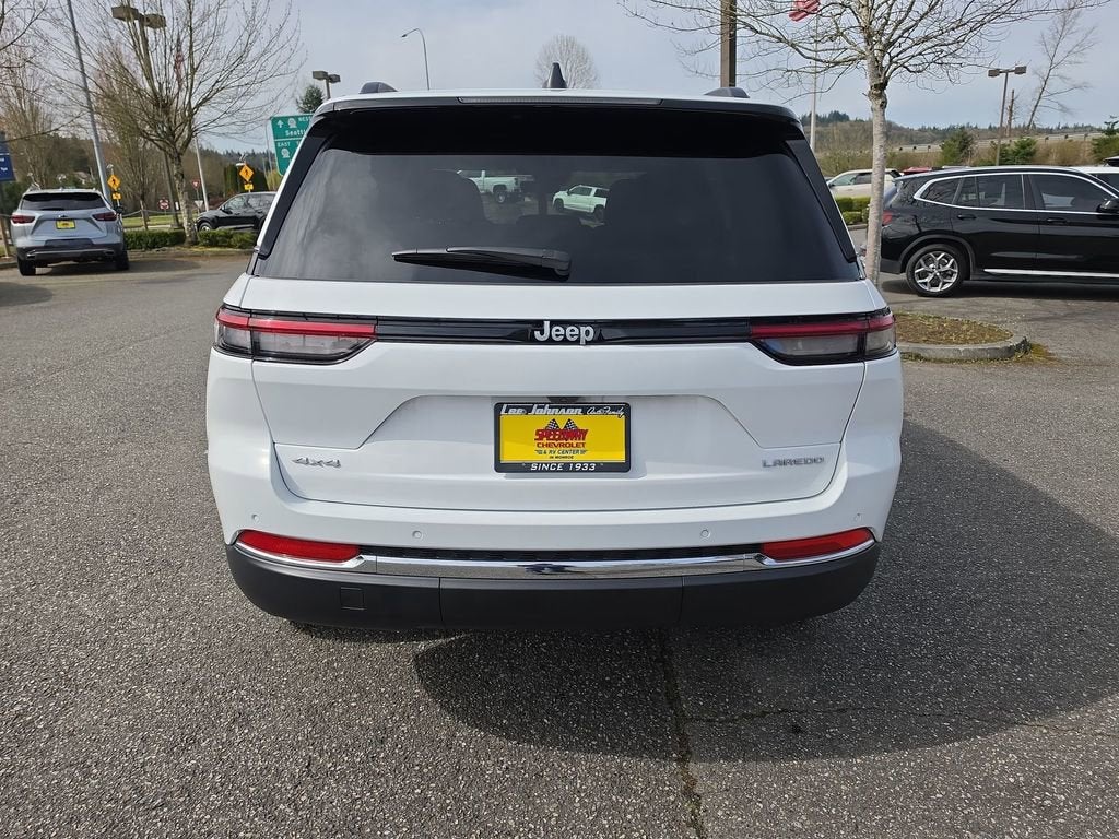 2025 Jeep Grand Cherokee Laredo 4x4