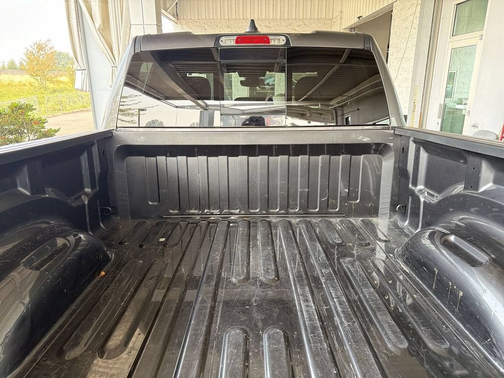 2022 RAM 1500 Big Horn Quad Cab 4x4 6'4" Box
