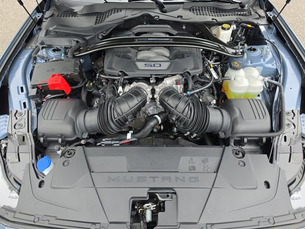 2025 Ford Mustang Dark Horse