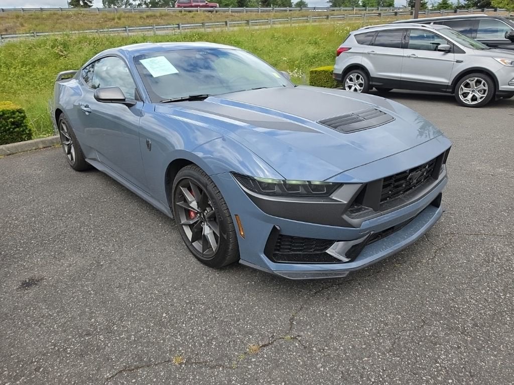 2025 Ford Mustang Dark Horse