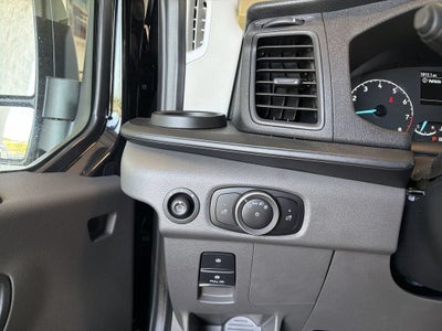 2025 Ford Transit Passenger Wagon XL