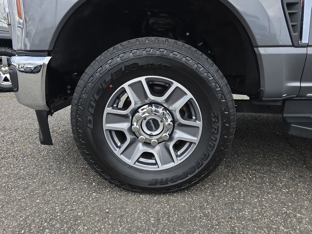 2024 Ford F-350 Lariat