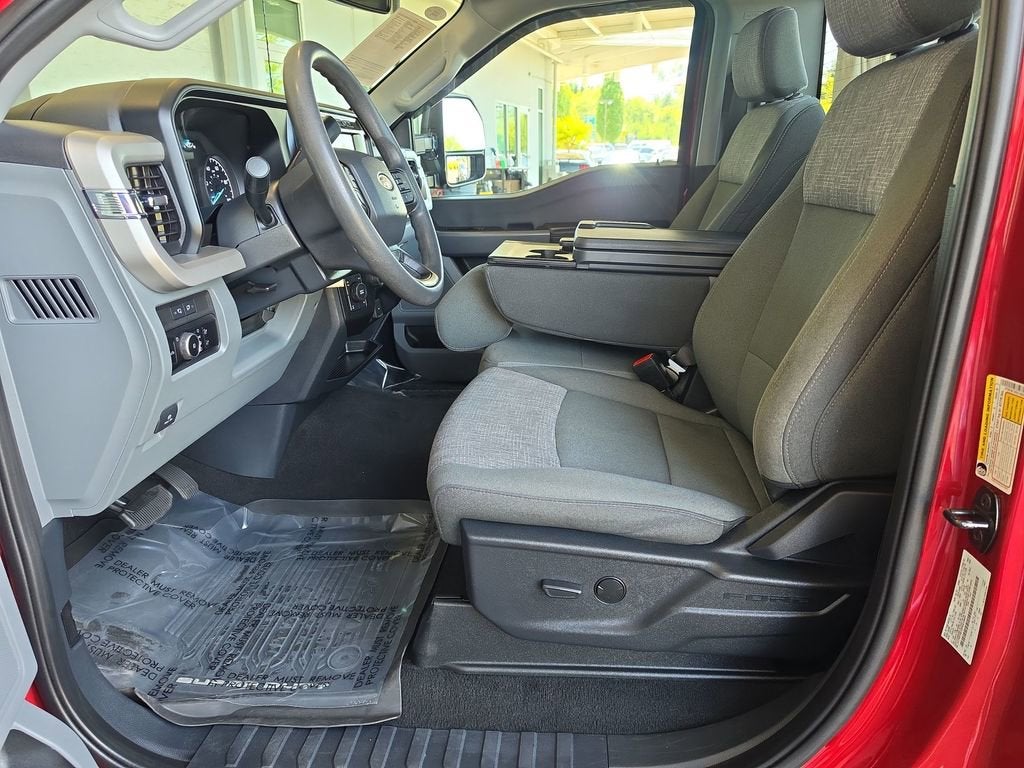 2023 Ford F-350 XLT