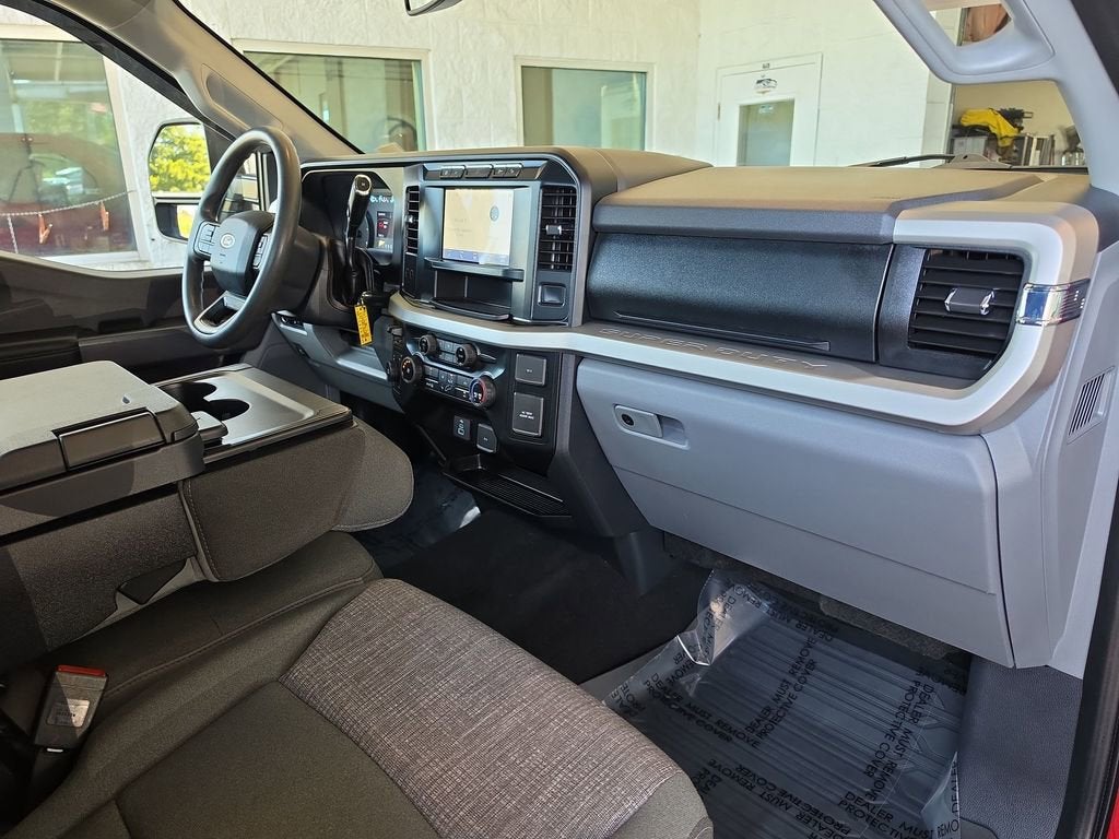 2023 Ford F-350 XLT