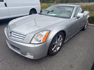 2005 Cadillac XLR Standard