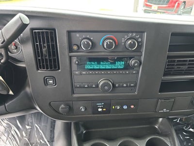 2023 Chevrolet Express Passenger 3500 1LS