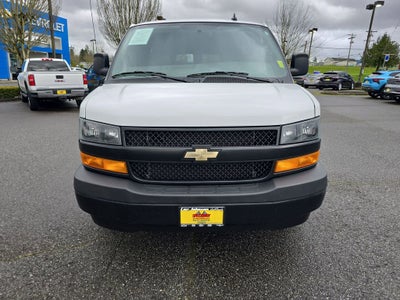 2023 Chevrolet Express Passenger 3500 1LS