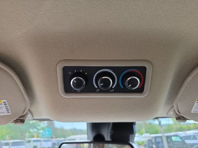2025 Chevrolet Express Passenger 1LT