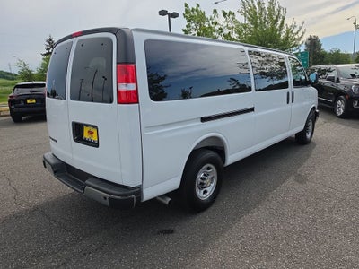 2025 Chevrolet Express Passenger 1LT