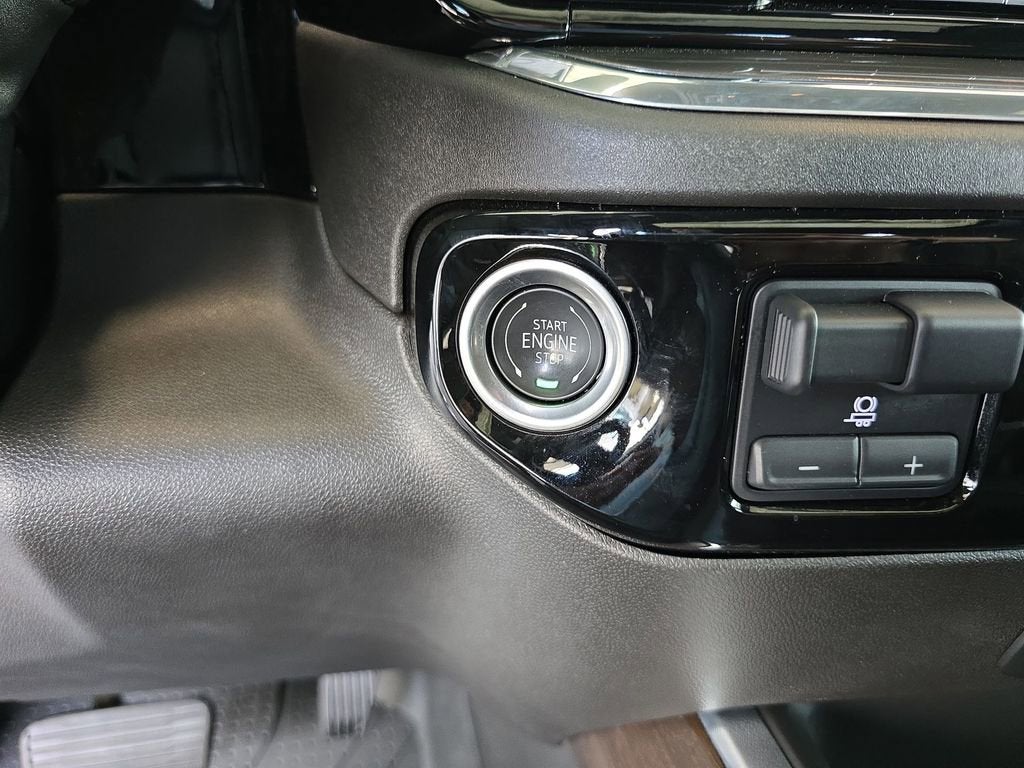 2025 Chevrolet Silverado 3500 HD High Country