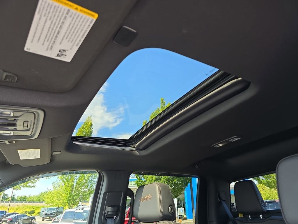 2025 Chevrolet Silverado 3500 HD High Country