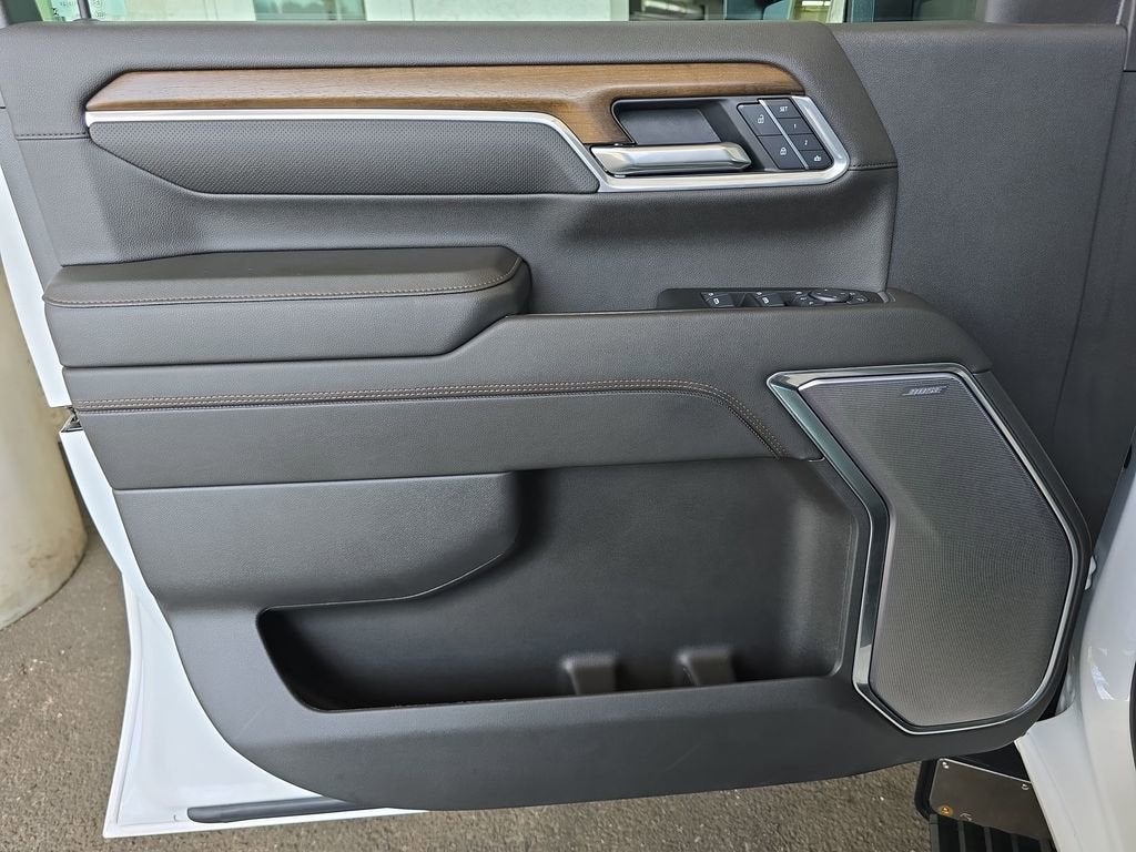 2025 Chevrolet Silverado 3500 HD High Country