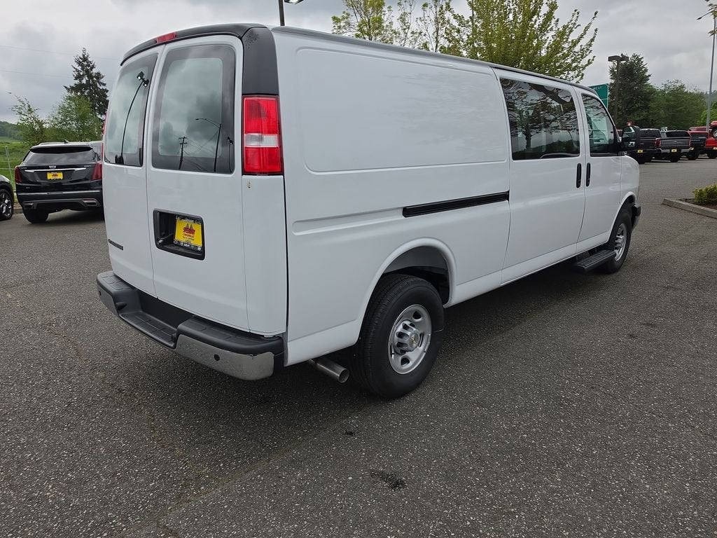 2026 Chevrolet Express Cargo WT