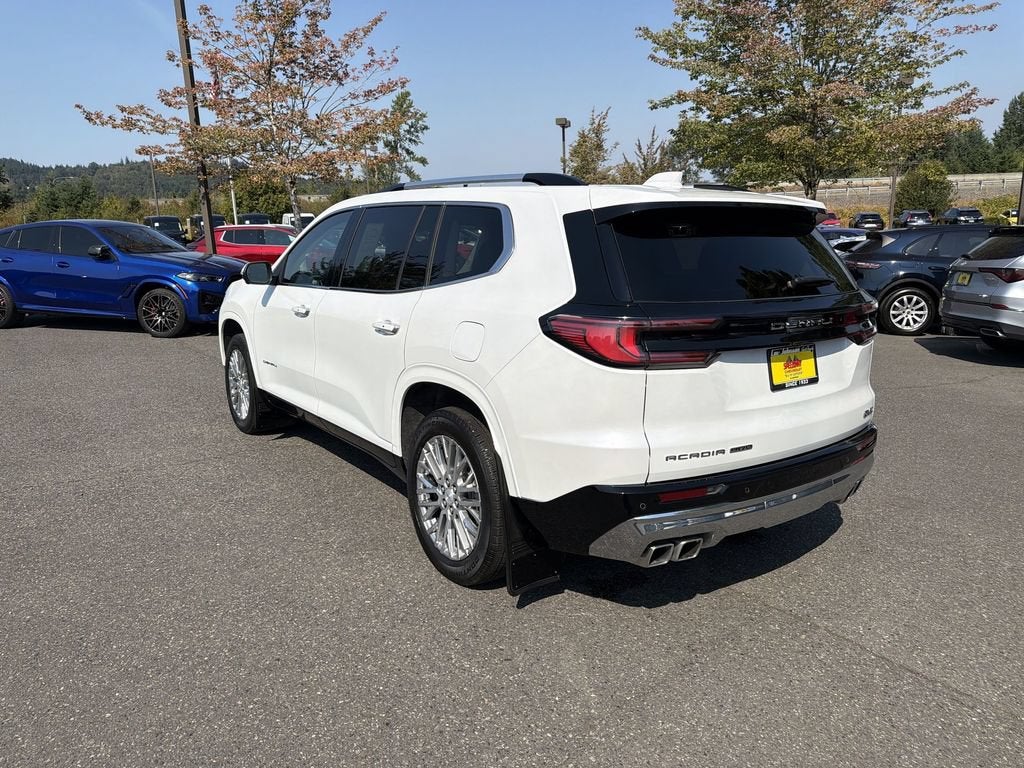 2024 GMC Acadia Denali