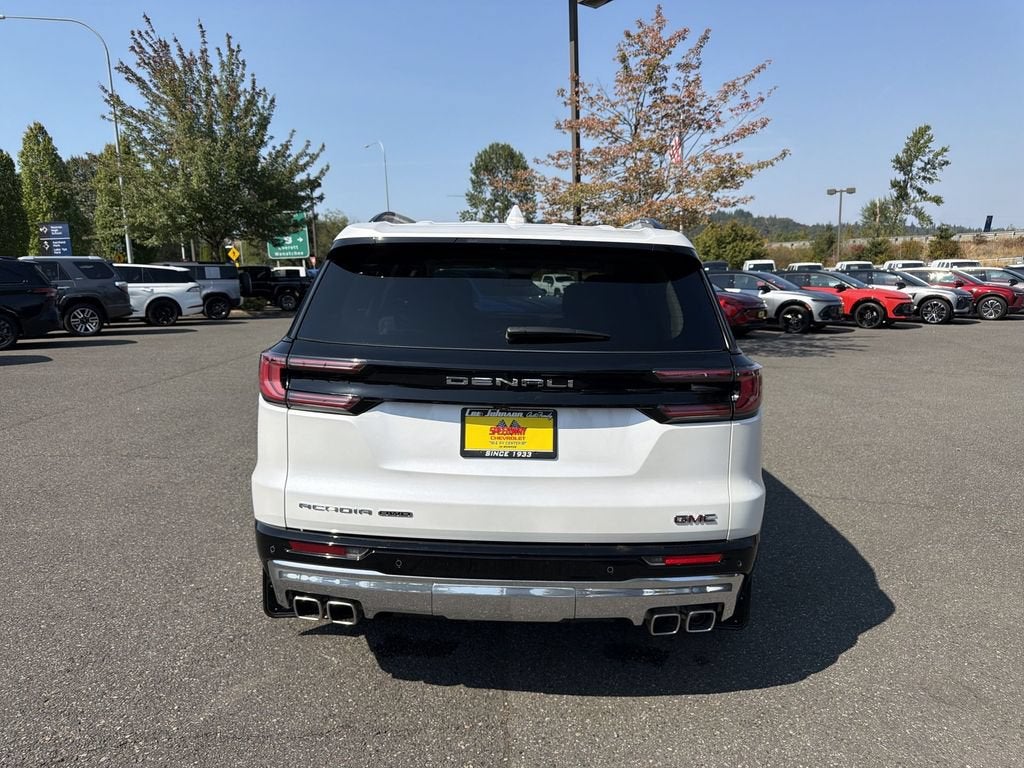 2024 GMC Acadia Denali