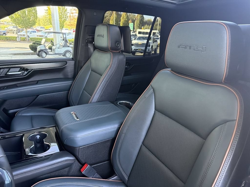2025 GMC Yukon AT4
