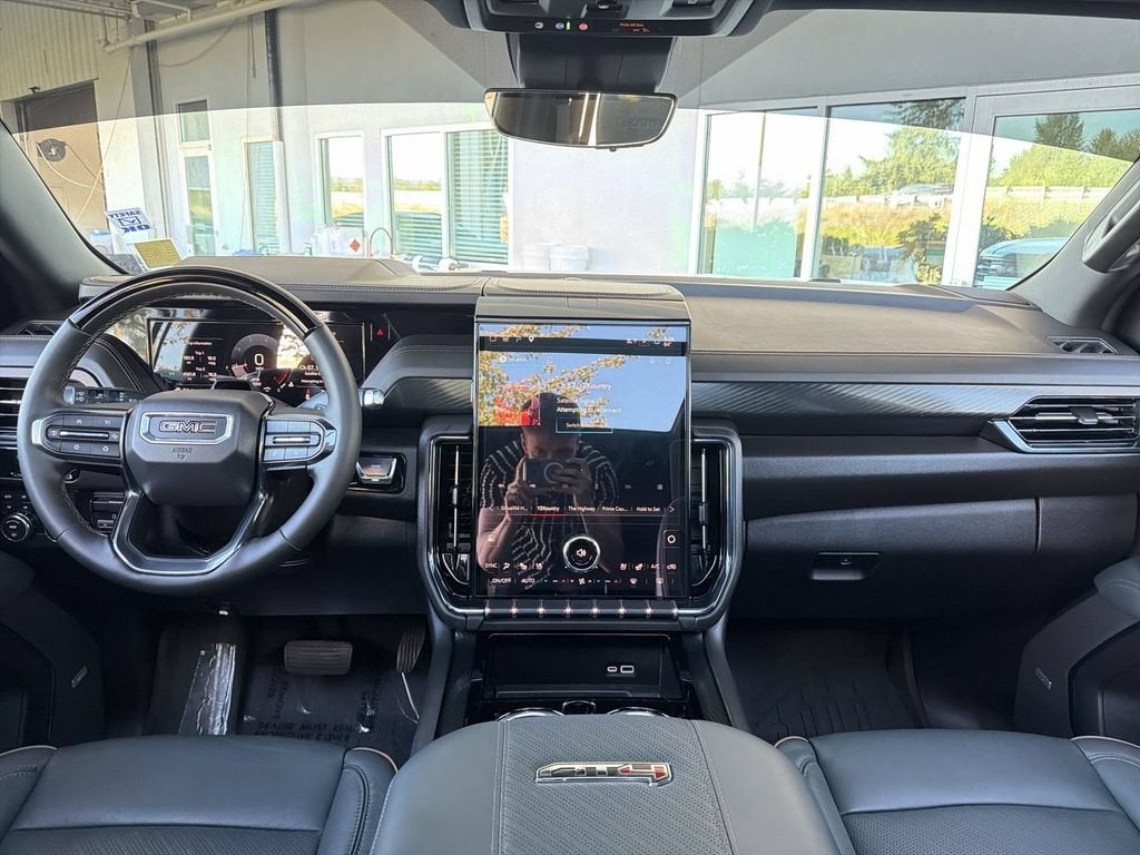 2025 GMC Yukon AT4