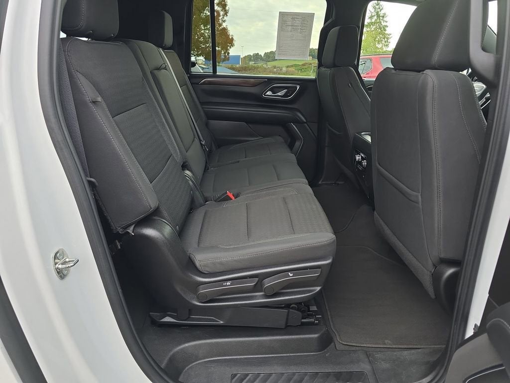 2024 GMC Yukon XL SLE