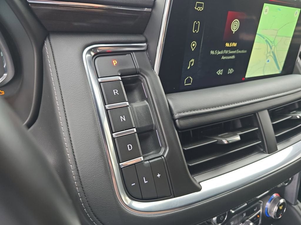 2024 GMC Yukon XL SLE