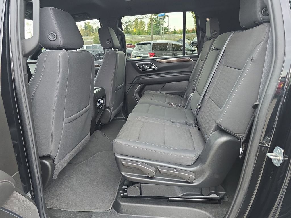 2024 GMC Yukon XL SLE