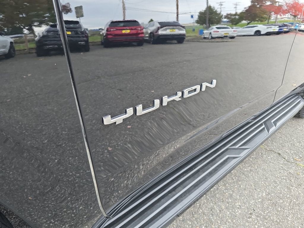 2024 GMC Yukon XL SLE