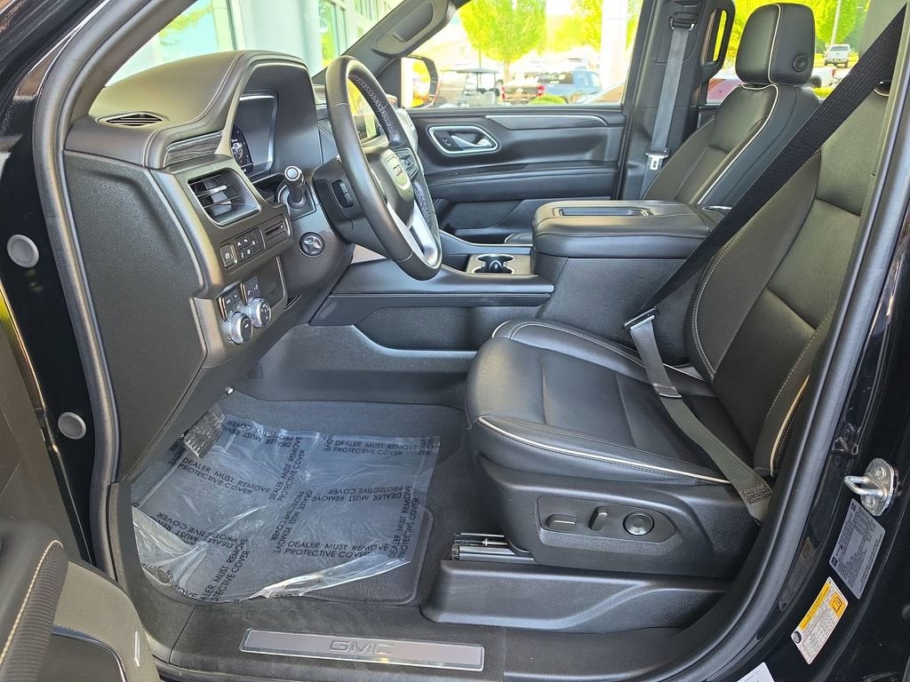 2024 GMC Yukon XL SLT