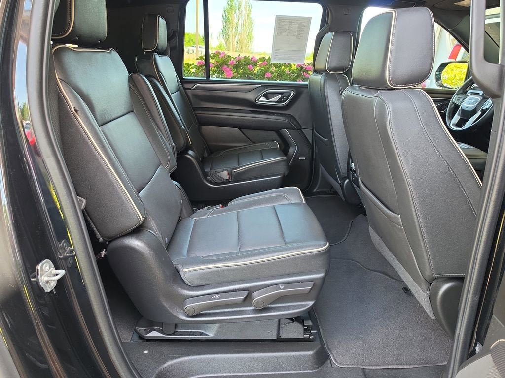 2024 GMC Yukon XL SLT