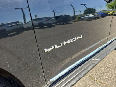 2024 GMC Yukon XL SLT