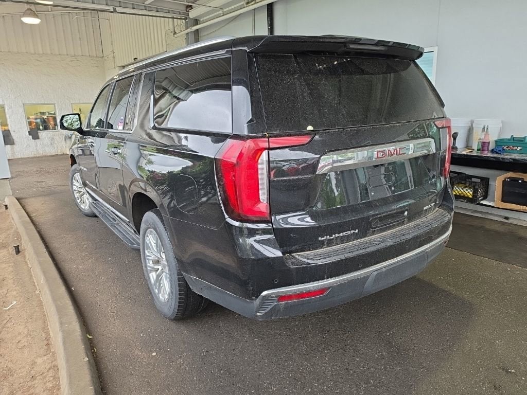 2024 GMC Yukon XL SLT