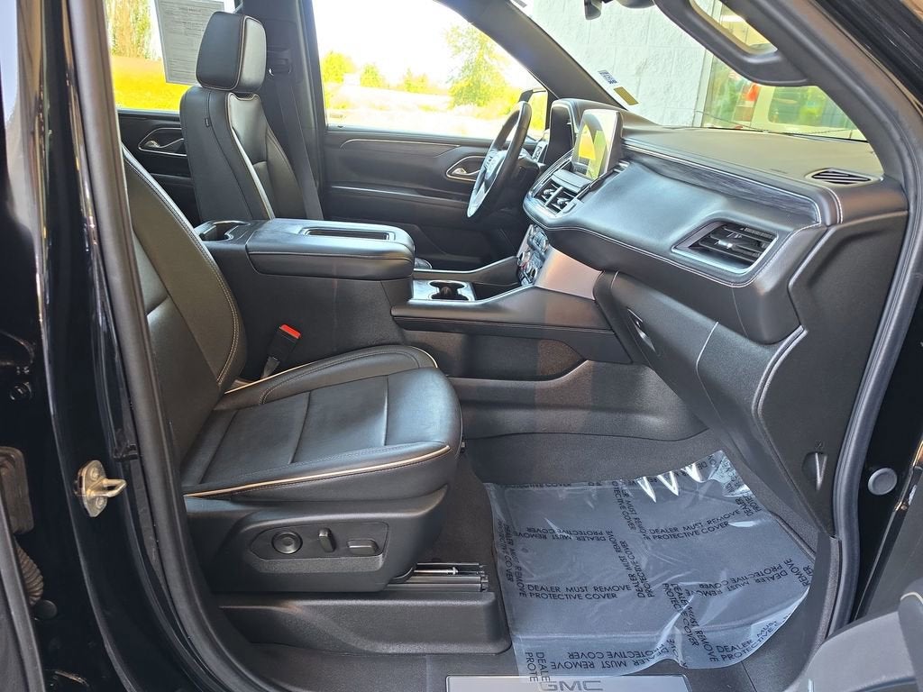 2024 GMC Yukon XL SLT