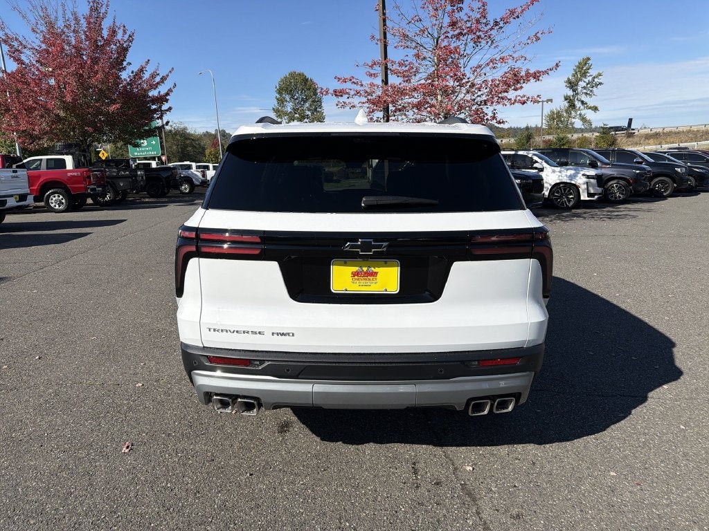 2027 Chevrolet Traverse LT