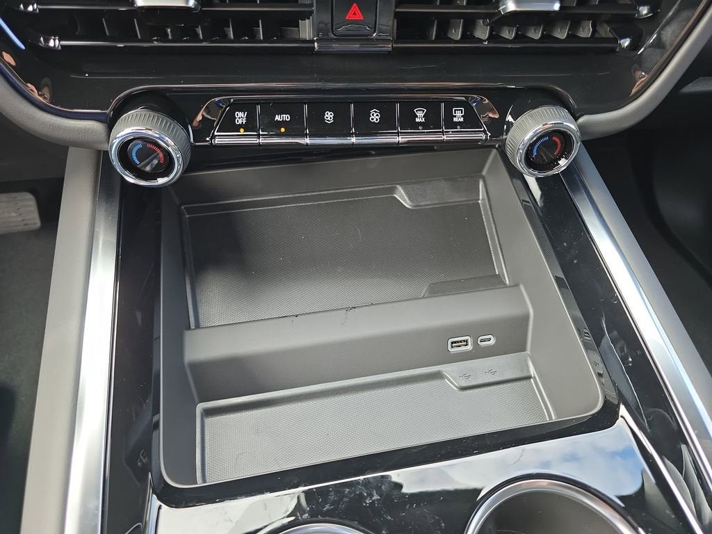 2025 Chevrolet Tahoe LS