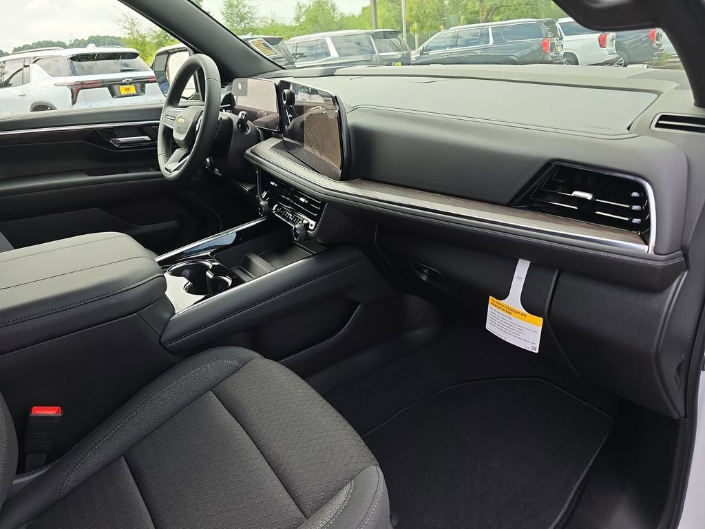 2025 Chevrolet Tahoe LS