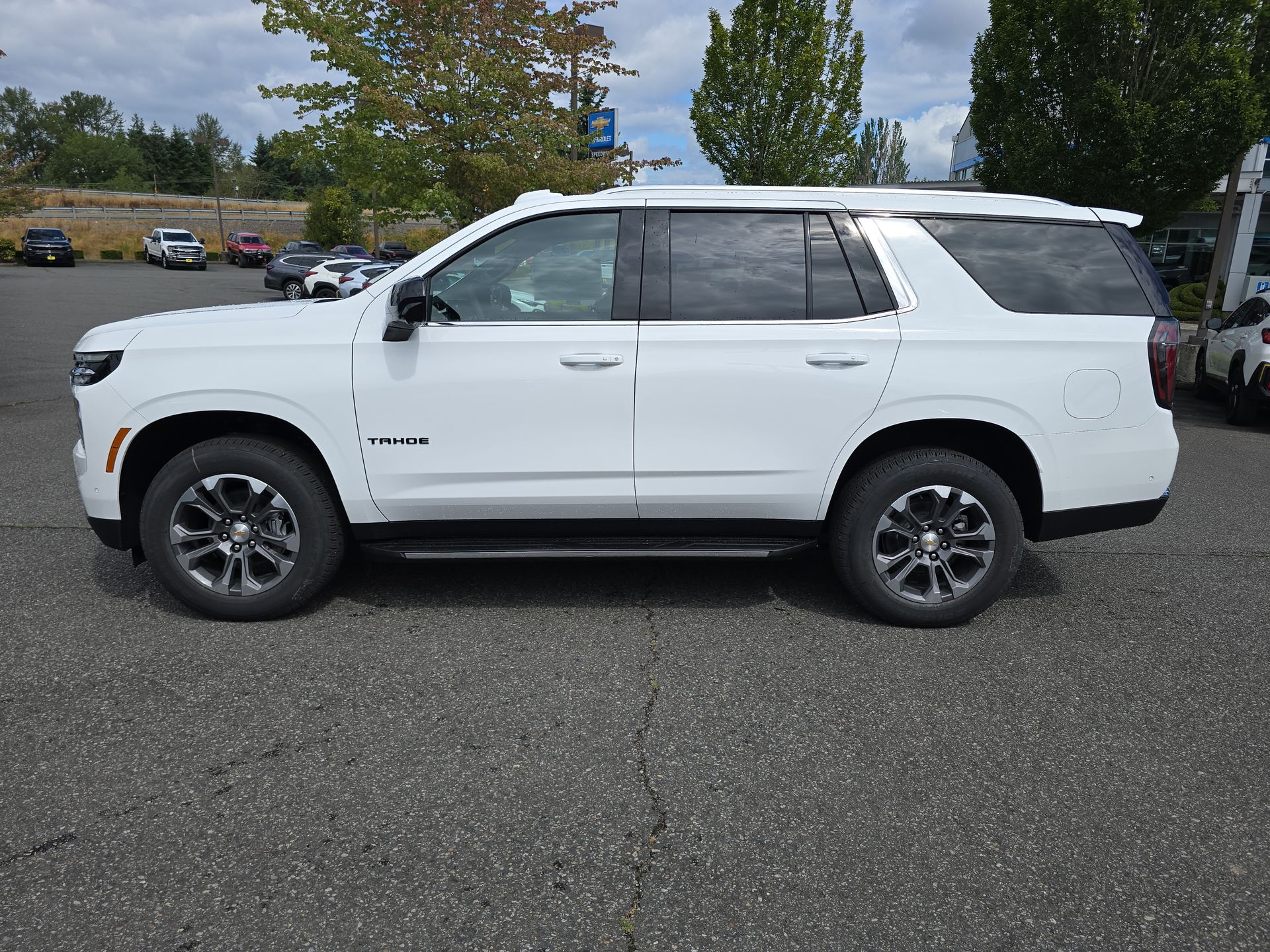 2025 Chevrolet Tahoe LS