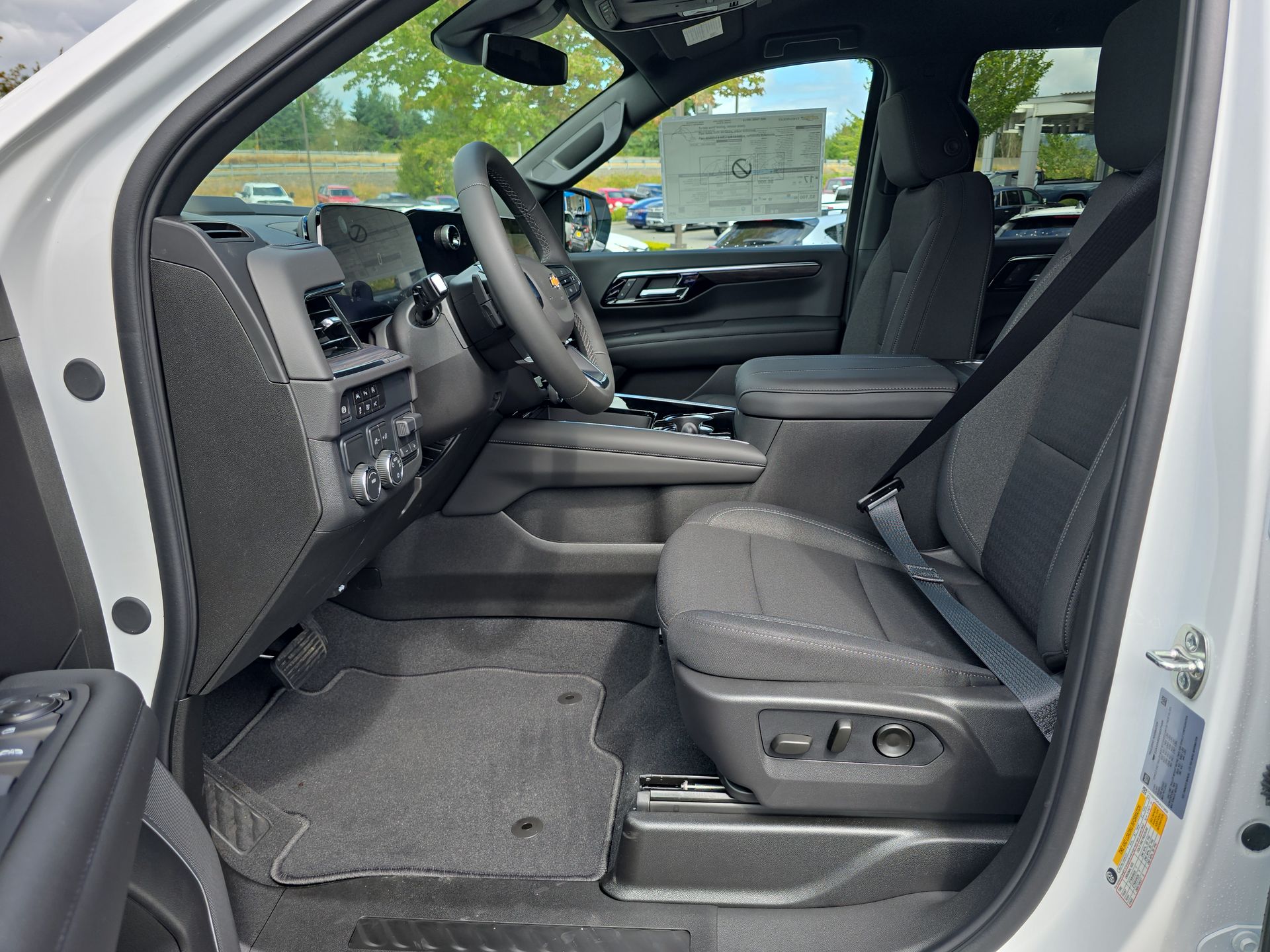 2025 Chevrolet Tahoe LS