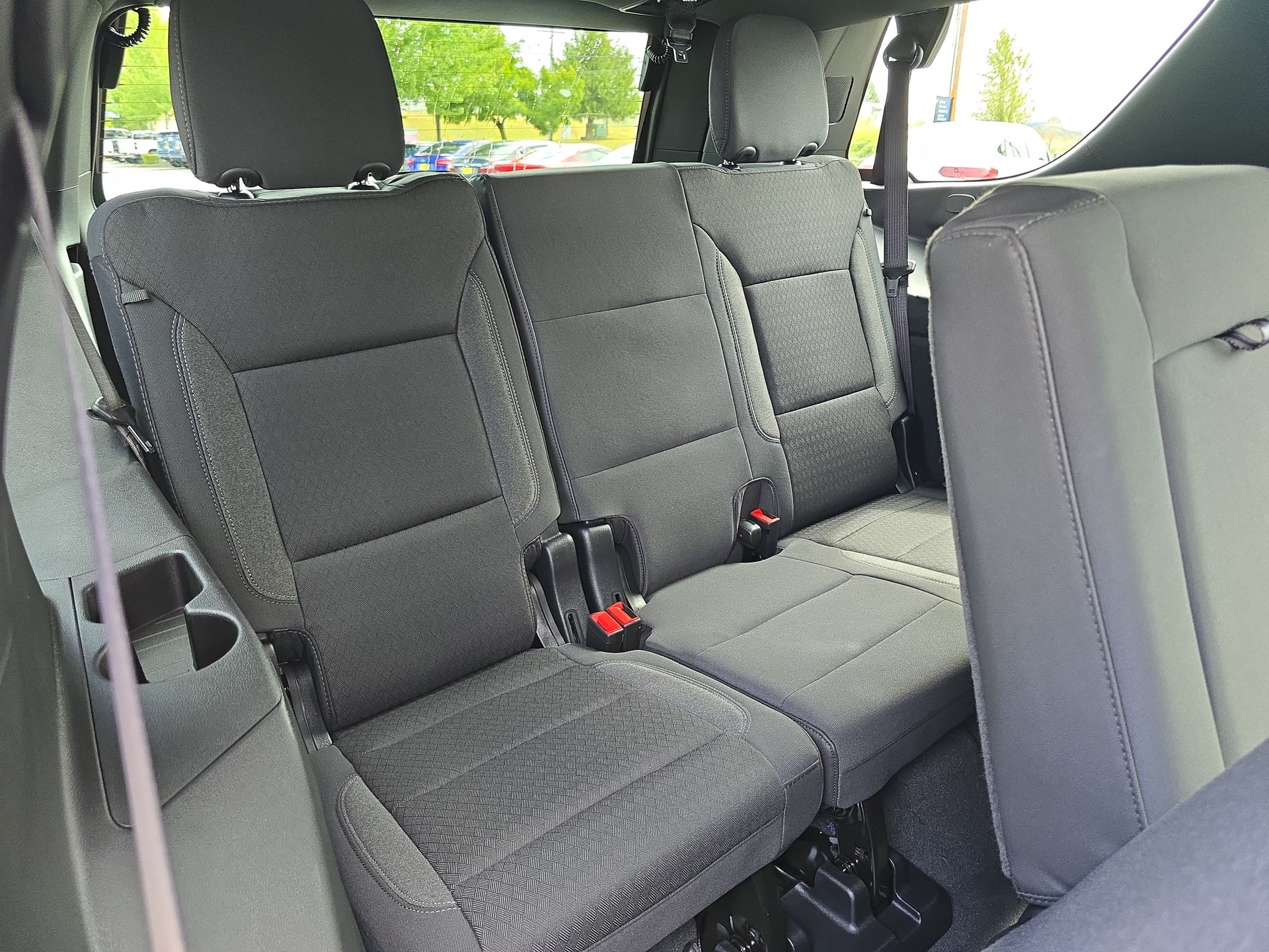 2025 Chevrolet Tahoe LS