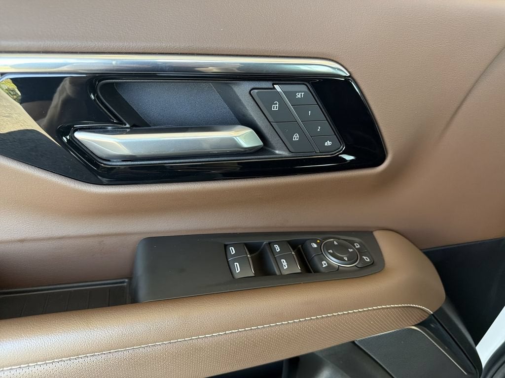 2025 Chevrolet Suburban High Country