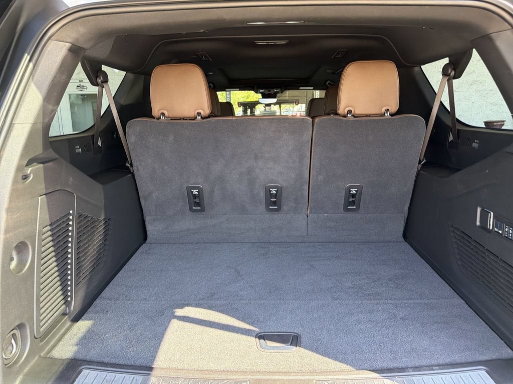 2025 Chevrolet Suburban High Country