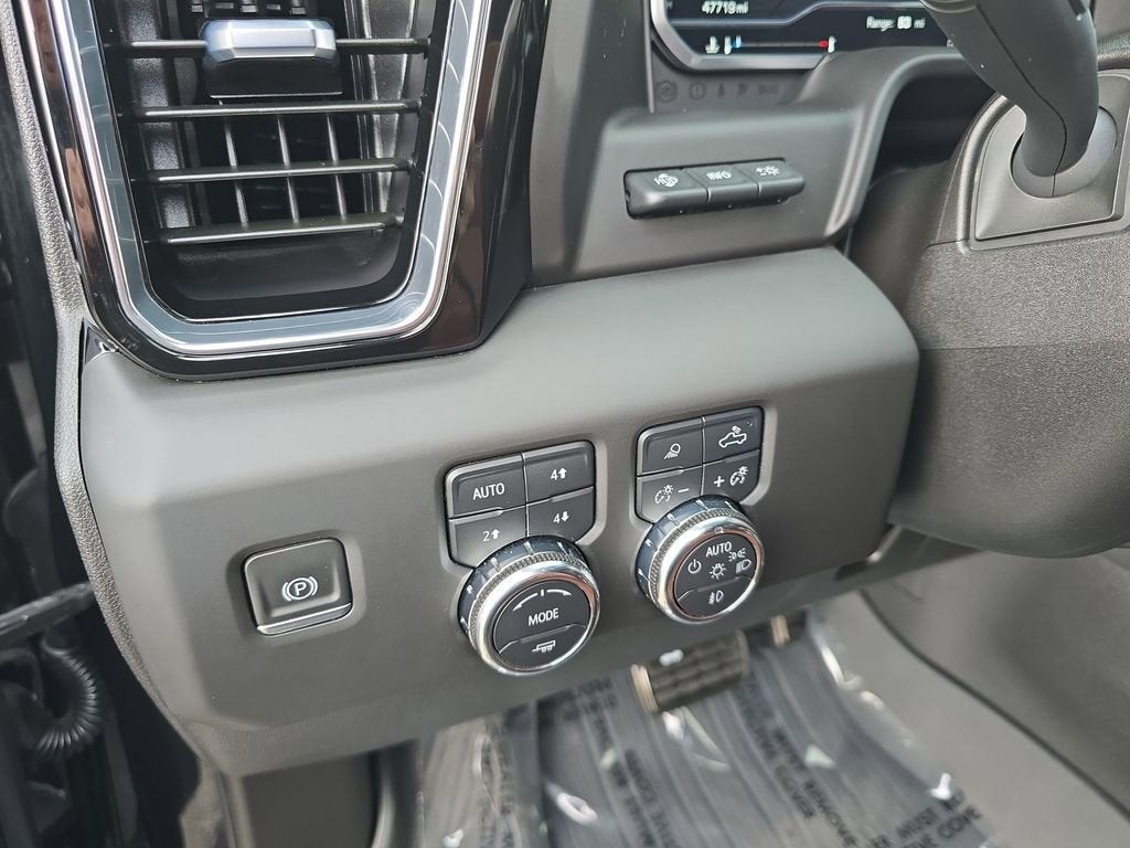 2024 GMC Sierra 3500 HD Denali Ultimate